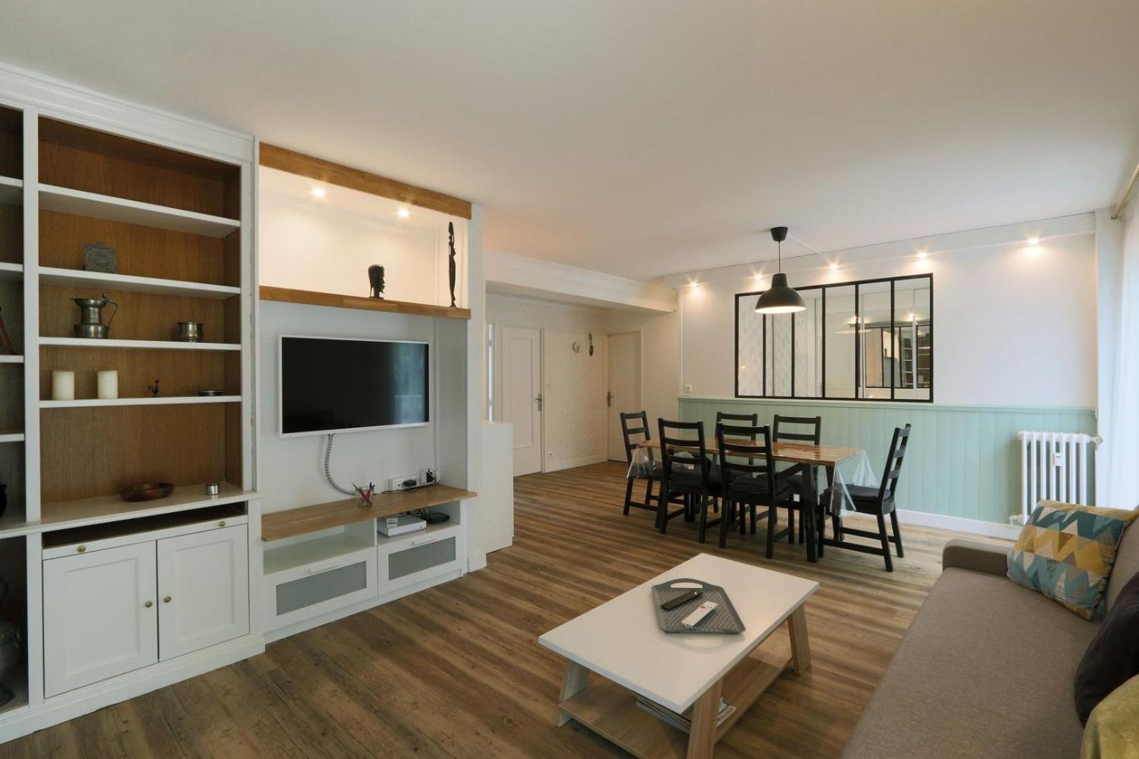 City apartment next to Place Jean Jaurès with secured car park Tours Esterno foto