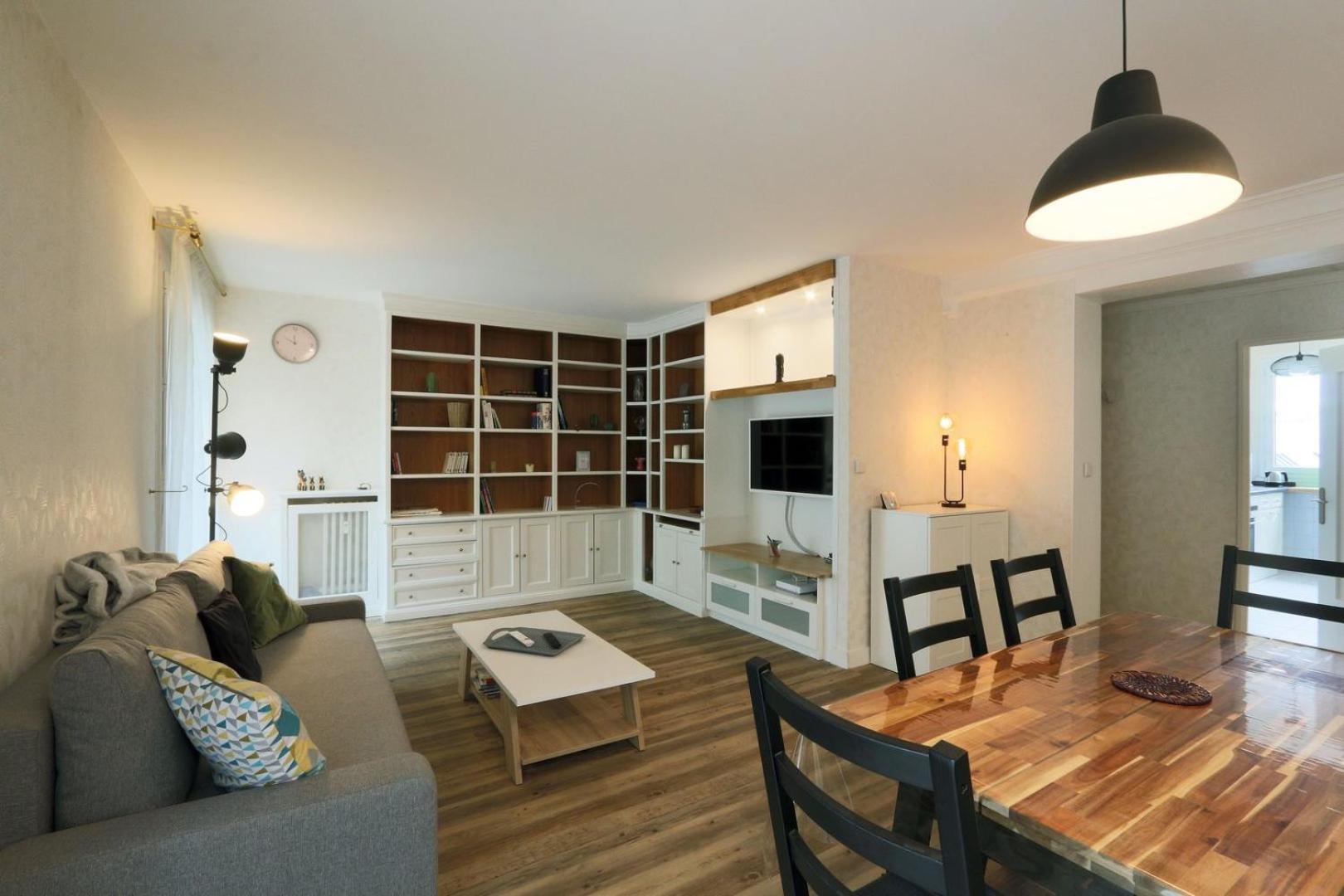 City apartment next to Place Jean Jaurès with secured car park Tours Esterno foto